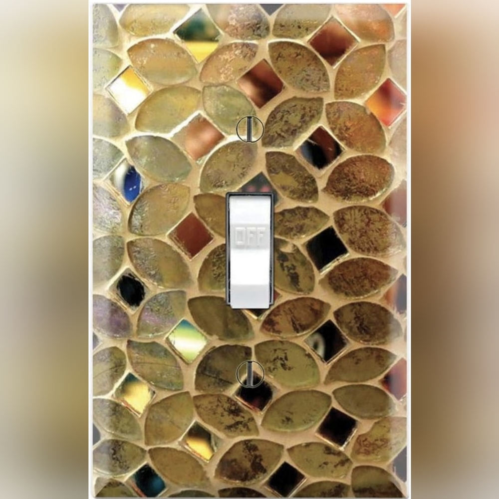 Single Toggle Wall Plate